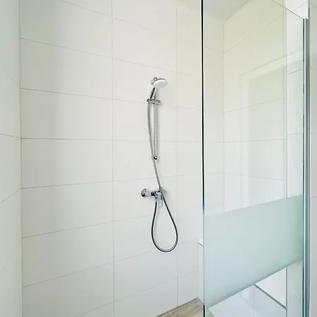 アパート L'imperial - *